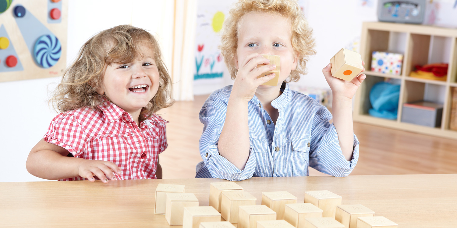 Mit Sensorio Sinneswahrnehmung trainieren. Für Kinder im Kindergarten.